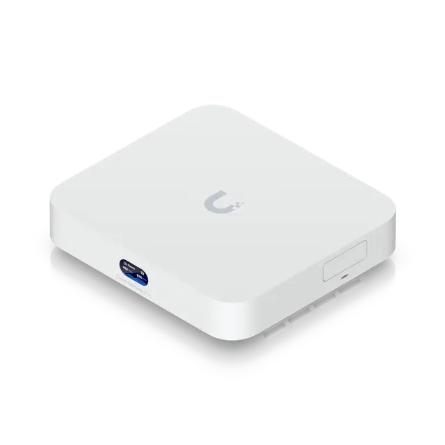 UniFi Cloud Gateway Max 视角 7