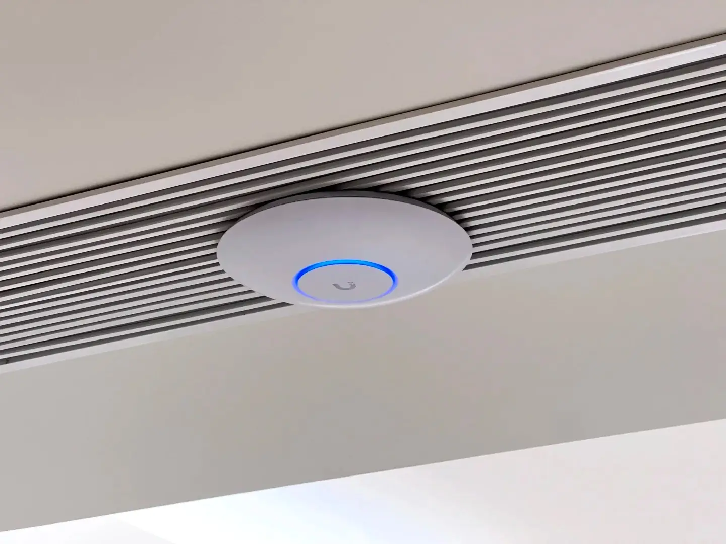 130平全屋WiFi覆盖案例：2个UniFi U6 Pro精准覆盖全屋